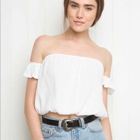 Brandy Melville Tops - Brandy Melville White Beccah Top